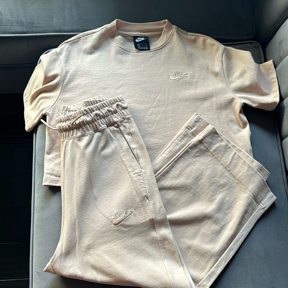Nike set